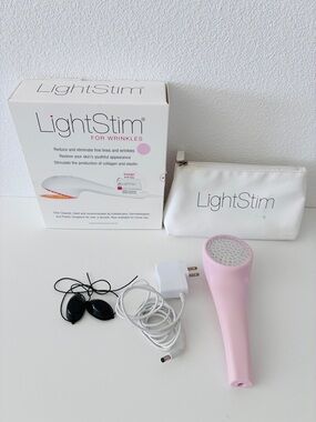 LightStim Pink Anti-Wrinkle Device